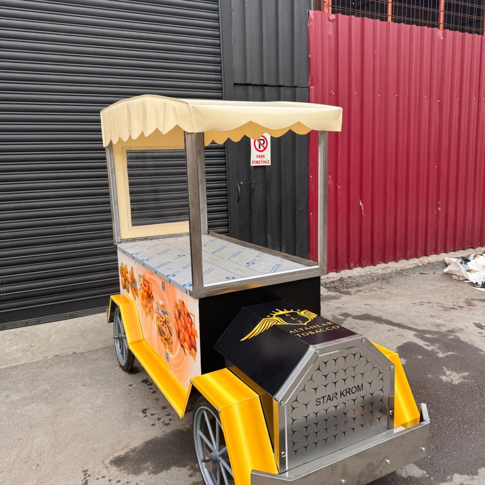 Dekoratif Seyyar Klasik Araba resimi